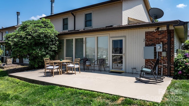 1330 5th St NE Unit 11, Hickory, NC 28601 - rear view of property featuring a patio area