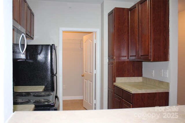 9823 Hyde Glen Ct, Charlotte, NC 28262 - photo 5