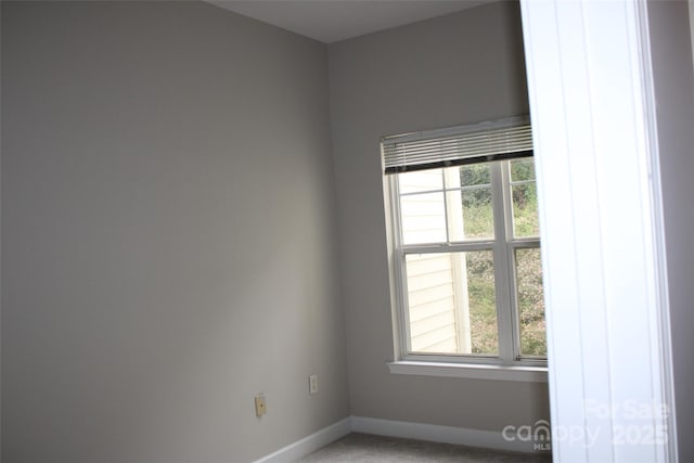 9823 Hyde Glen Ct, Charlotte, NC 28262 - photo 23