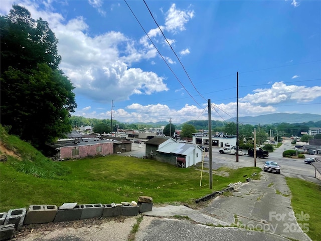 31 Paralee Ln, Waynesville, NC 28786