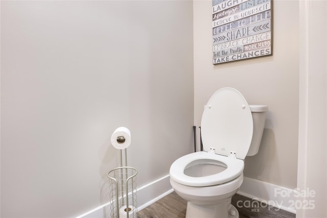 22 Moore Cir, Black Mountain, NC 28711 - bathroom featuring baseboards and wood finished floors