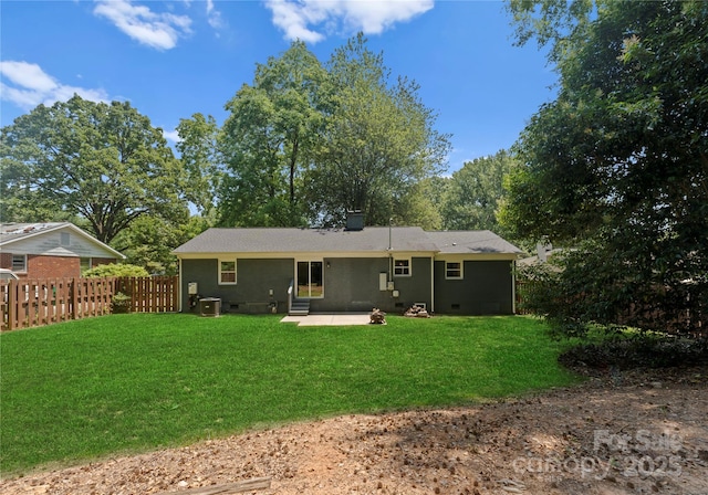 1027 Dresden Dr W, Charlotte, NC 28205 - rear view of property featuring crawl space and a patio area