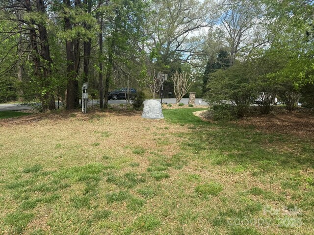 8457 Marina Ln, Catawba, NC 28609