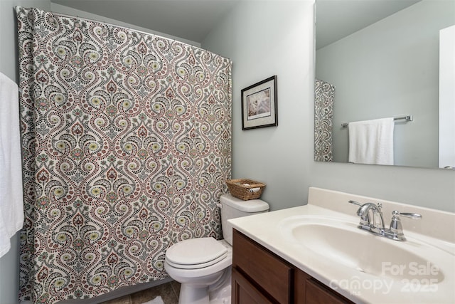 6156 Kilchurn Dr, Fort Mill, SC 29707 - bathroom featuring vanity and a shower with shower curtain