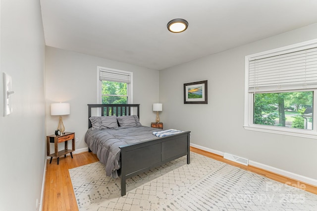 4014 Sulkirk Rd, Charlotte, NC 28210 - bedroom featuring light wood-style flooring and baseboards