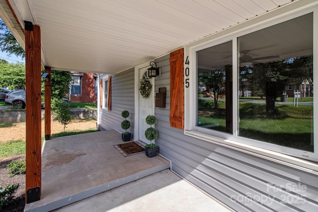 405 E 18th St, Kannapolis, NC 28083 - view of porch