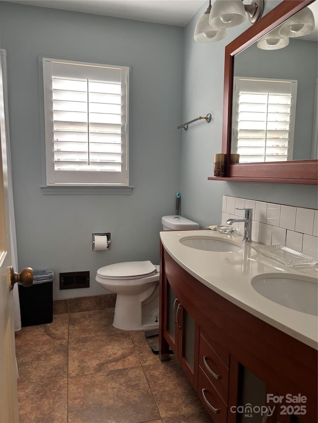 106 Condover Pl, Charlotte, NC 28270 - bathroom featuring double vanity and tile patterned flooring
