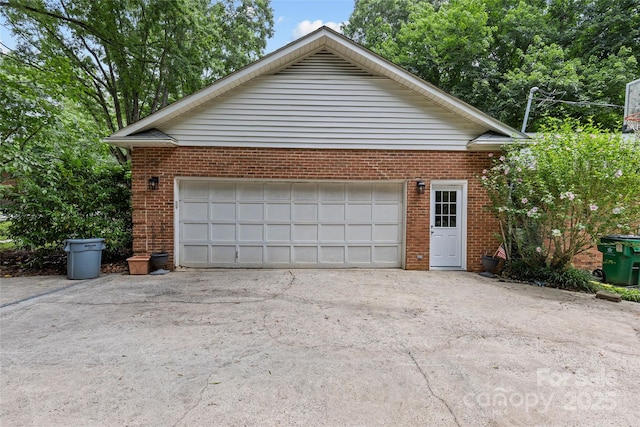 2917 Rustic Ln, Charlotte, NC 28210 - view of garage