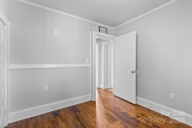 2519 2nd Ave SW, Hickory, NC 28602 - unfurnished room with ornamental molding and wood finished floors