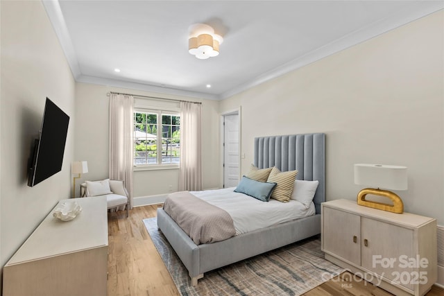 5638 Timber Ln, Charlotte, NC 28270 - bedroom with crown molding, light wood-style floors, baseboards, and recessed lighting