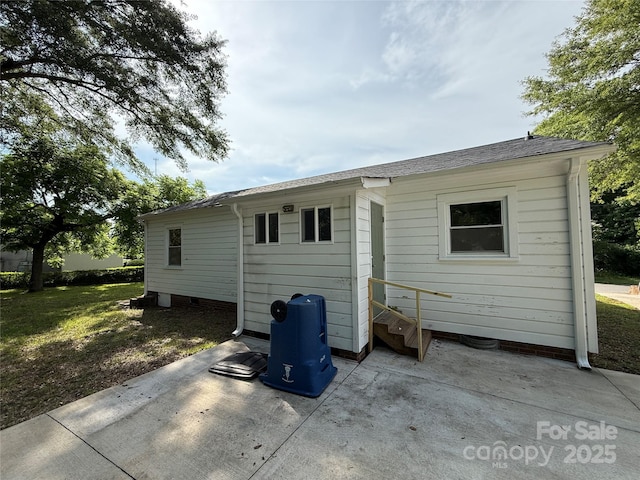 322 Buffalo St, Shelby, NC 28150 - rear view of house with a patio