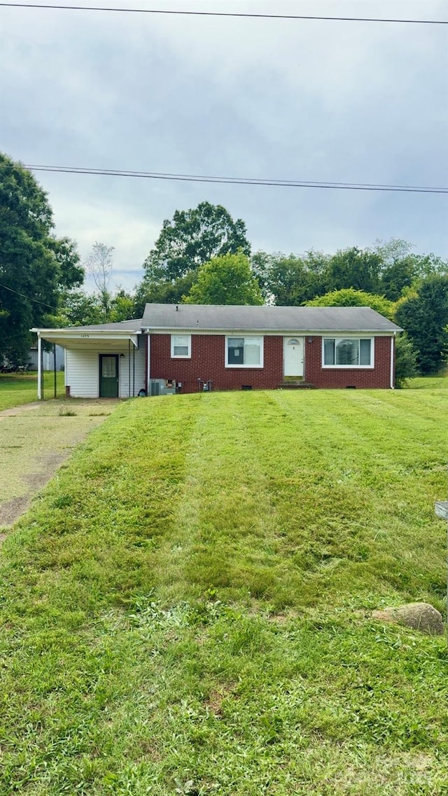 1073 Springdale Dr, Maiden, NC 28650 - photo 1