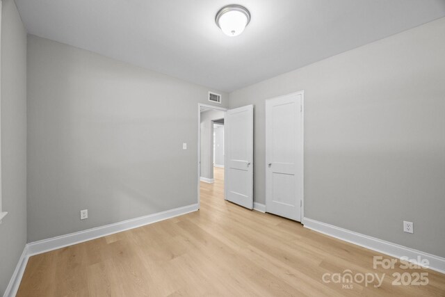 1709 Masonic Dr, Charlotte, NC 28205 - photo 18
