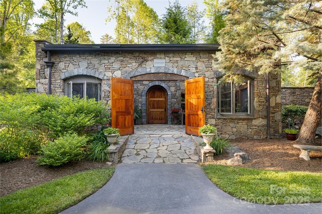 268 Holly Arbor Ln, Asheville, NC 28803 - photo 45