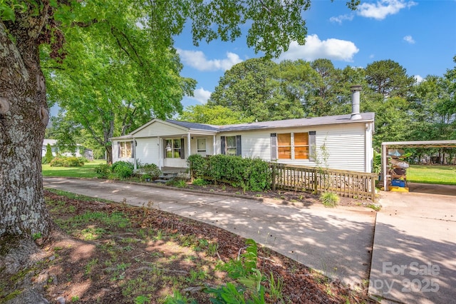 1532 Buffalo Shoals Rd, Claremont, NC 28610 - single story home featuring concrete driveway