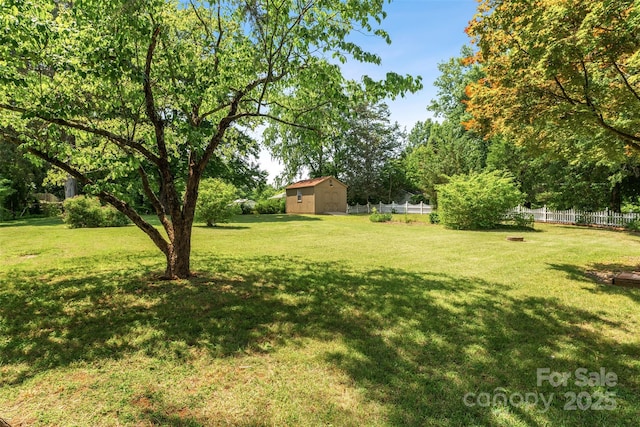 4980 Murray Rd, Winston Salem, NC 27106 - view of yard with an outbuilding