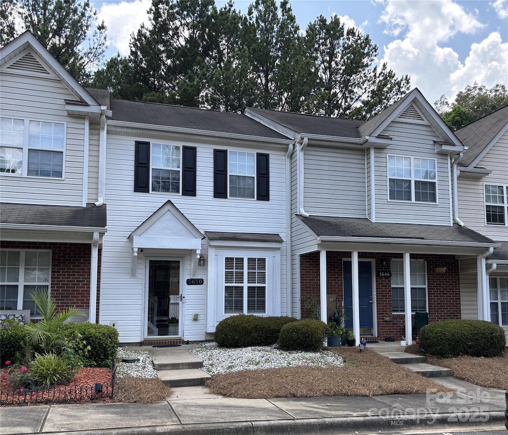 5650 Kimmerly Woods Dr, Charlotte, NC 28215 - photo 1