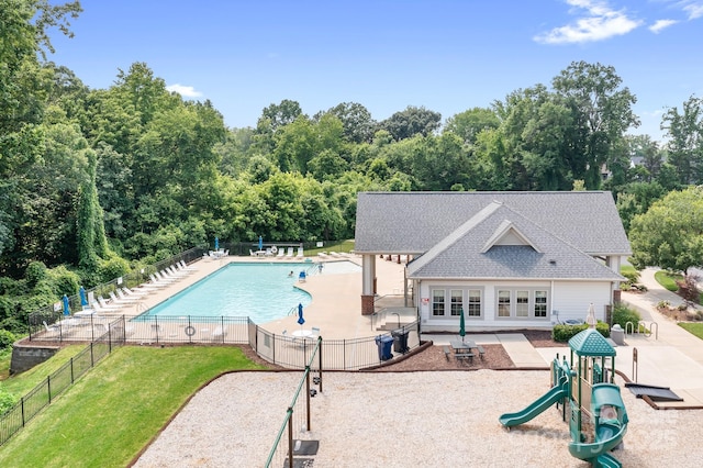 16324 Loch Raven Rd, Huntersville, NC 28078 - community pool with a patio