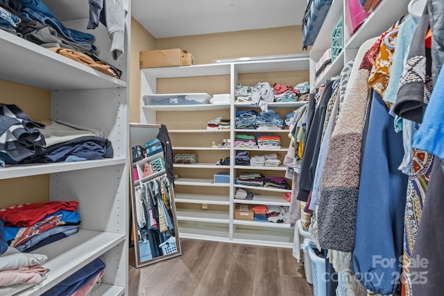 9412 Rosalyn Glen Rd, Cornelius, NC 28031 - spacious closet featuring wood finished floors