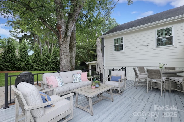 4126 Tyndale Ave, Charlotte, NC 28210 - deck with an outdoor living space