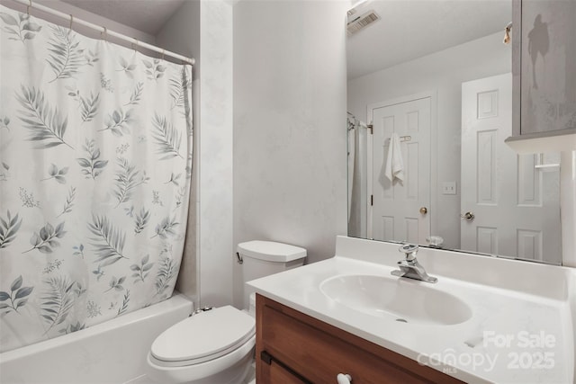 2308 Blair House Ct, Charlotte, NC 28270 - full bath featuring vanity and shower / bath combo with shower curtain
