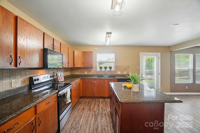 8604 Rockmoor Ridge Rd, Charlotte, NC 28215 - photo 7