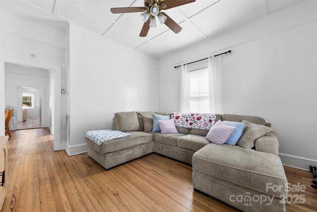 1008 Valley St, Kannapolis, NC 28081 - living room featuring plenty of natural light, a ceiling fan, and light wood-style flooring