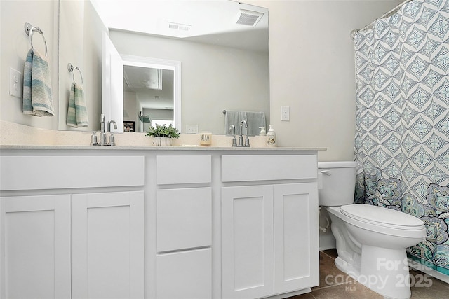 11733 Mesquite Rd, Huntersville, NC 28078 - full bath with double vanity, toilet, and a shower with curtain
