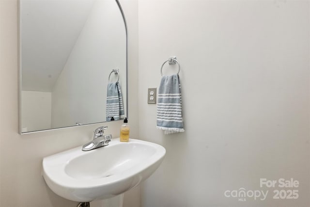 2223 Club Rd, Charlotte, NC 28205 - bathroom featuring a sink