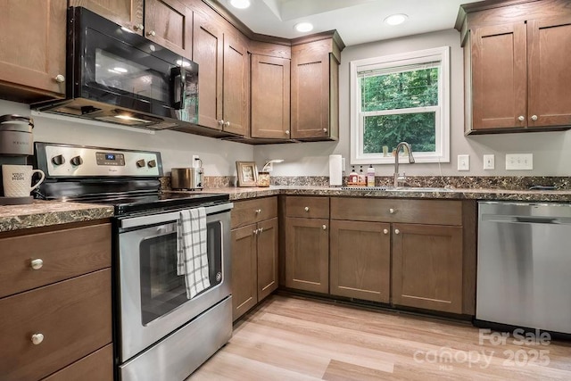 57 Fair Hollow Ln, Hendersonville, NC 28792 - photo 8