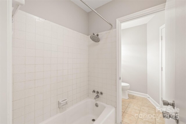 5949 Quail Hollow Rd Unit E, Charlotte, NC 28210 - full bath featuring toilet, shower / bathtub combination, and tile patterned floors