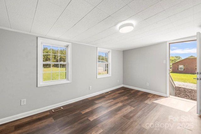 5354 Sherrills Ford Rd, Catawba, NC 28609 - empty room featuring dark wood-type flooring and baseboards