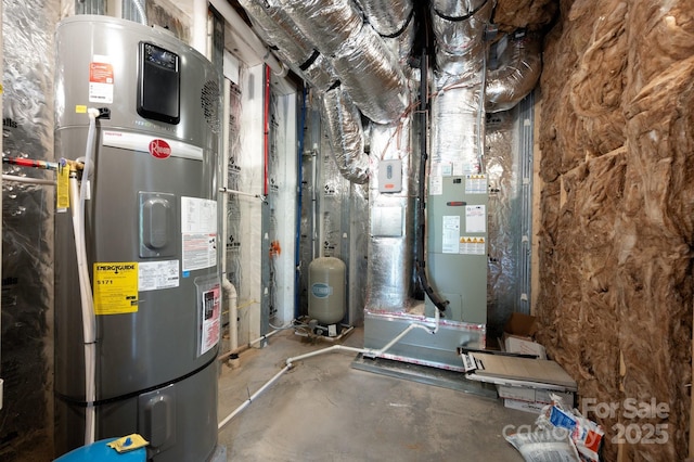 33 Windago Rd, Weaverville, NC 28787 - utility room with water heater