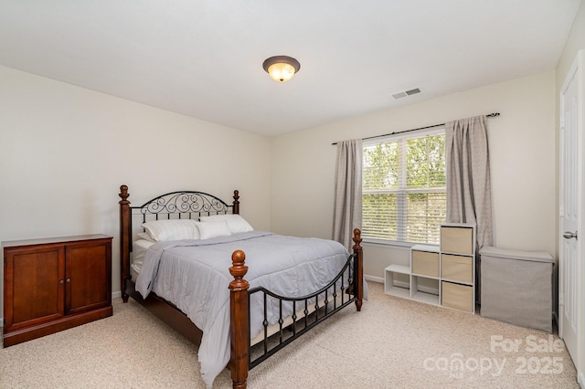 13622 Stringfellow Ln, Charlotte, NC 28278 - bedroom featuring light carpet
