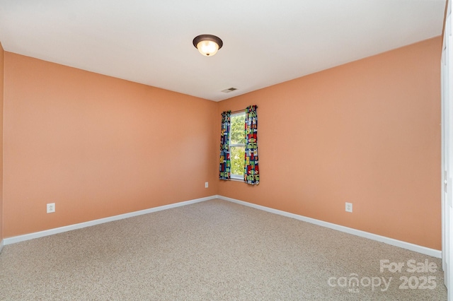 13622 Stringfellow Ln, Charlotte, NC 28278 - spare room featuring carpet flooring and baseboards