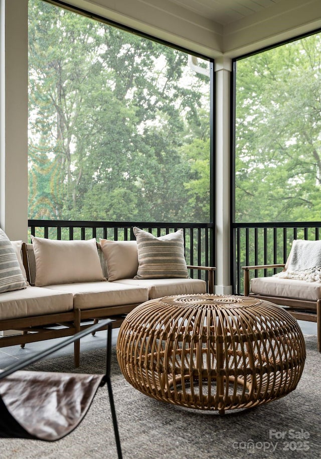 408 Ideal Way, Charlotte, NC 28203 - view of sunroom