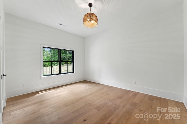 408 Ideal Way, Charlotte, NC 28203 - spare room with light wood-style flooring