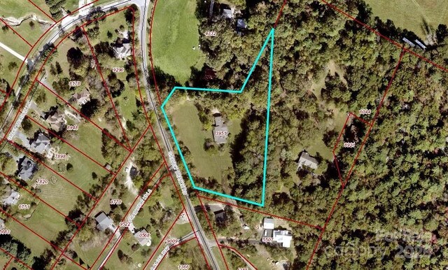18 Gravely Branch Rd, Fletcher, NC 28732 - aerial map of property and surrounding area with property parcel outlined