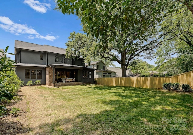 2921 Windsor Ave, Charlotte, NC 28209 - view of yard