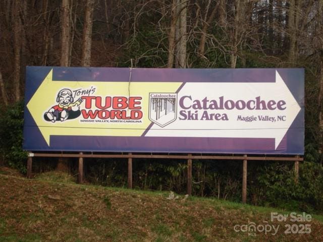 724 Pless Underwood Rd, Maggie Valley, NC 28751 - view of community / neighborhood sign