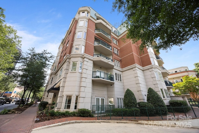 415 N Church St Unit 311, Charlotte, NC 28202 - view of apartment building / complex