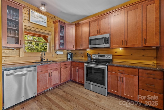 10108 Saw Mill Rd, Charlotte, NC 28278 - photo 15