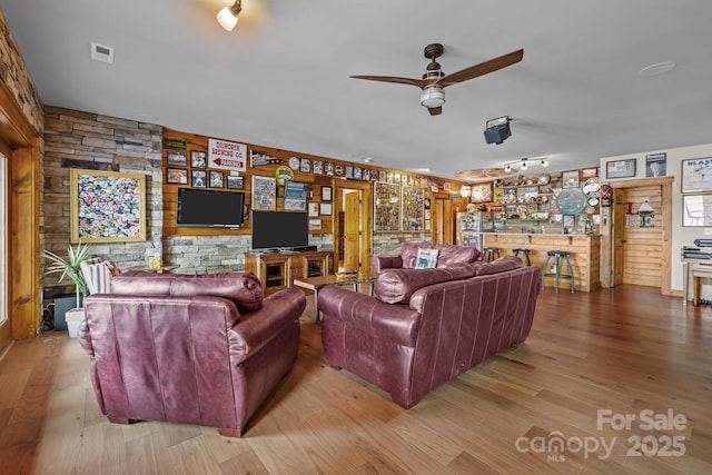 10108 Saw Mill Rd, Charlotte, NC 28278 - photo 25