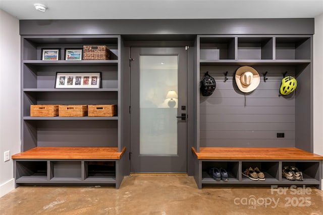 12 Beech Tree Ln, Asheville, NC 28804 - mudroom featuring concrete flooring