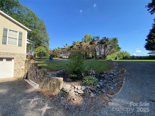 5570 George Henry Dr, Hickory, NC 28602 - view of grassy yard