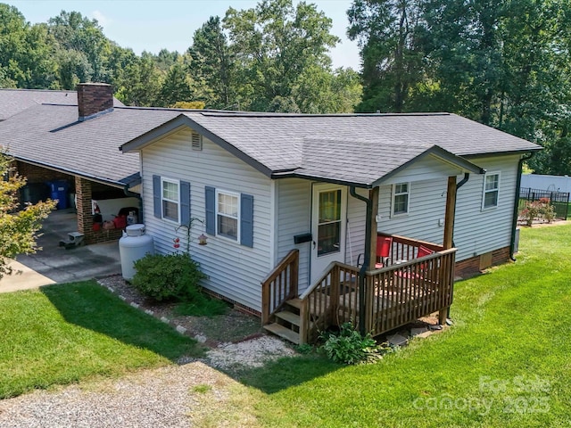 3509 Flint Dr, Statesville, NC 28677 - view of front of property featuring a shingled roof, a front yard, and crawl space