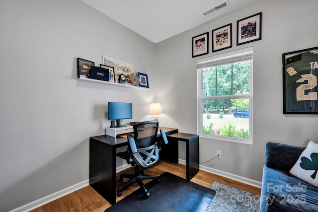 1315 Elizabeth Ave, Kannapolis, NC 28083 - office space featuring wood finished floors and baseboards
