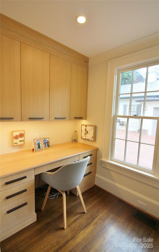 1137 Queens Rd W, Charlotte, NC 28207 - office area with dark wood-type flooring, built in study area, baseboards, and recessed lighting