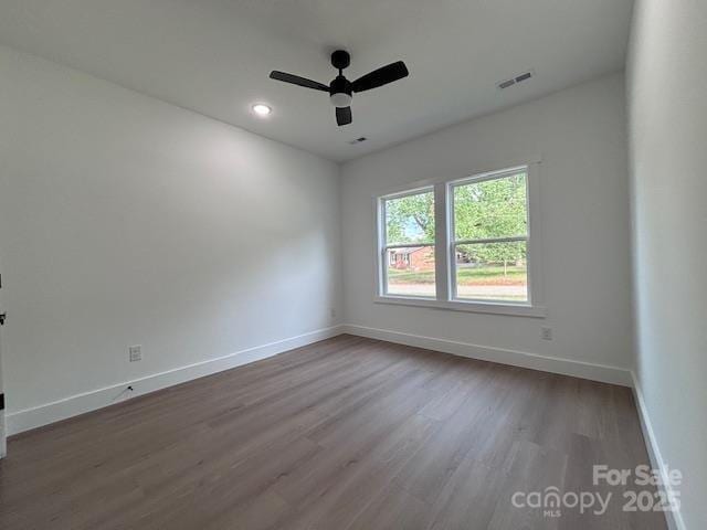 953 Mike Cir, Spartanburg, SC 29303 - unfurnished room with wood finished floors, baseboards, a ceiling fan, and recessed lighting