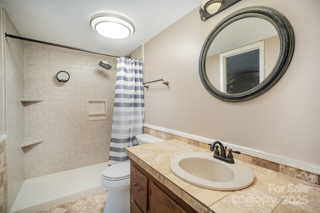 110 Hidden Valley St, Cherryville, NC 28021 - bathroom featuring tiled shower and vanity